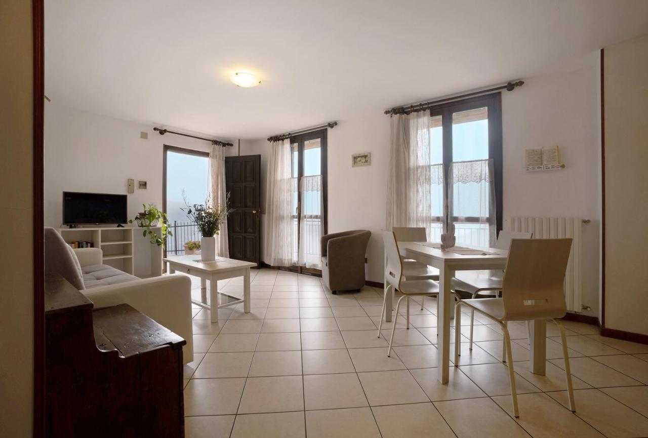 דירות טיניאלה Stella Del Garda 2 Con Terrazza מראה חיצוני תמונה