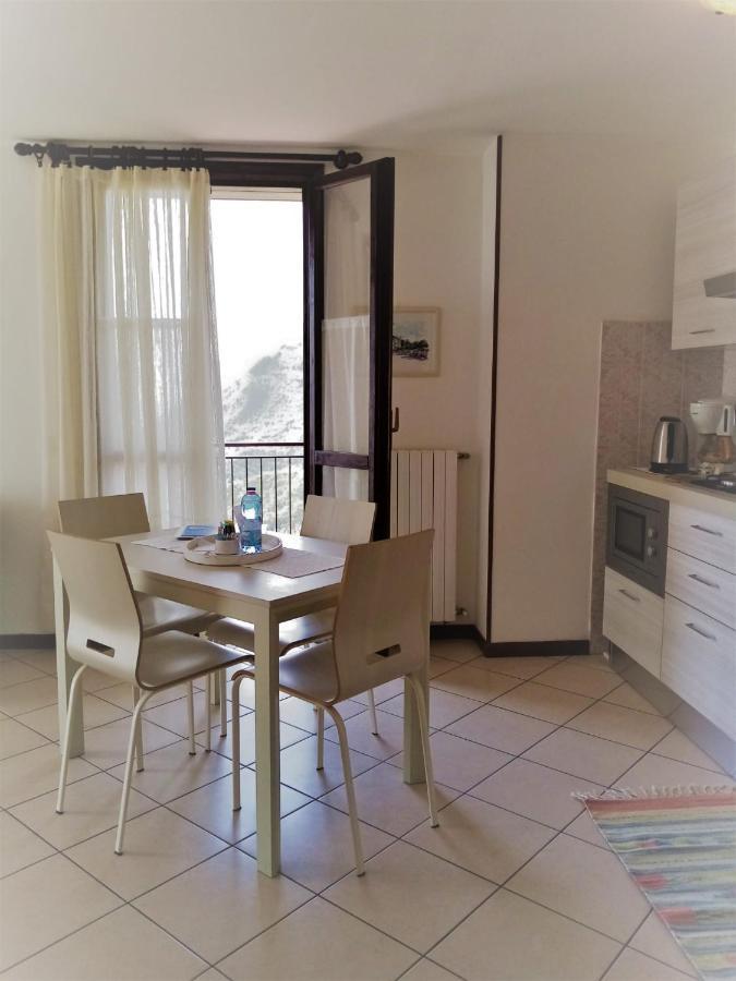 דירות טיניאלה Stella Del Garda 2 Con Terrazza מראה חיצוני תמונה